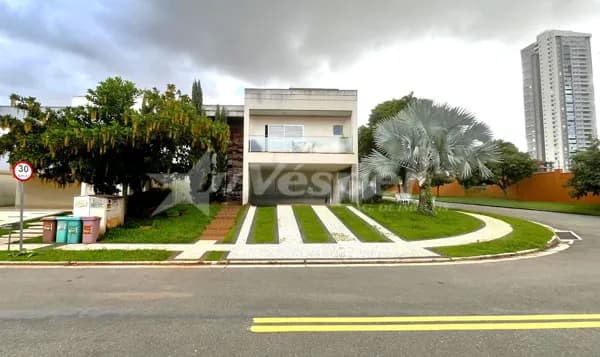 Sobrado em Condomínio - Alphaville Flamboyant - Residencial Araguaia