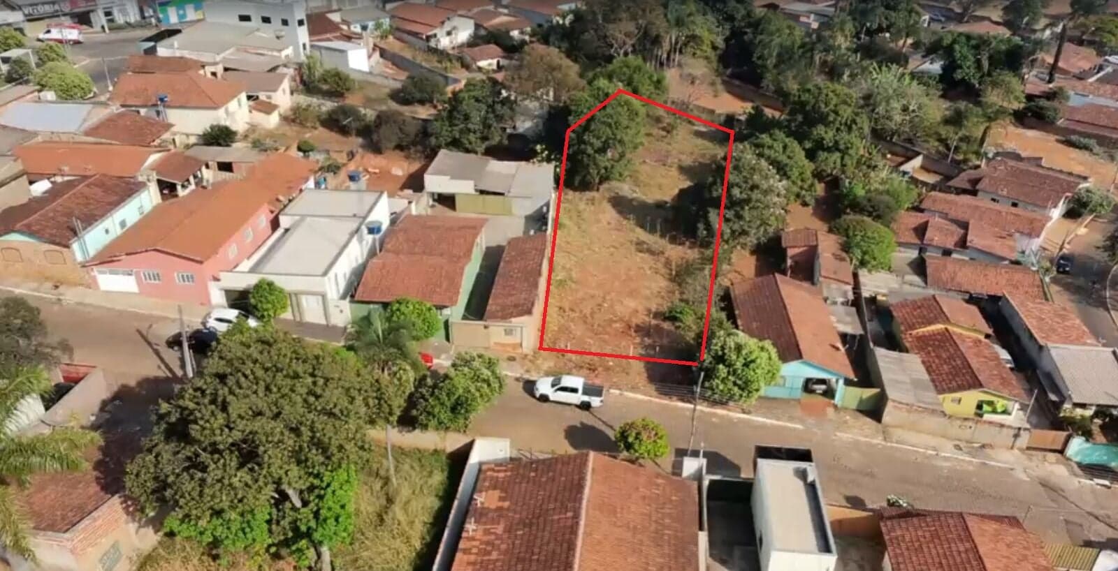 Lote/Terreno em Itauçu - Centro