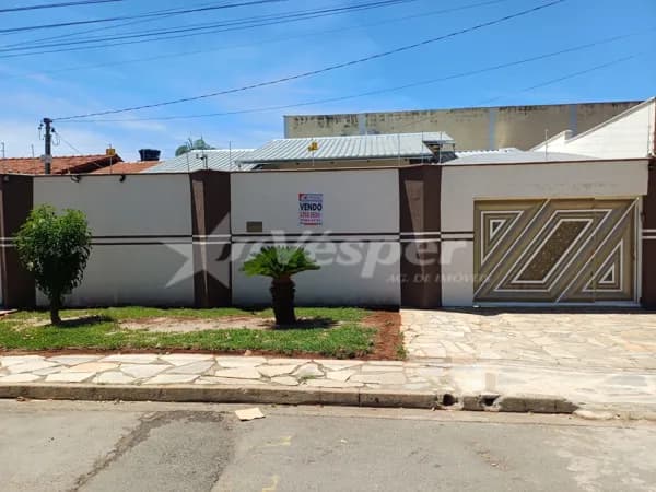 Casa Padrão - Bairro Cardoso – Aparecida de Goiânia