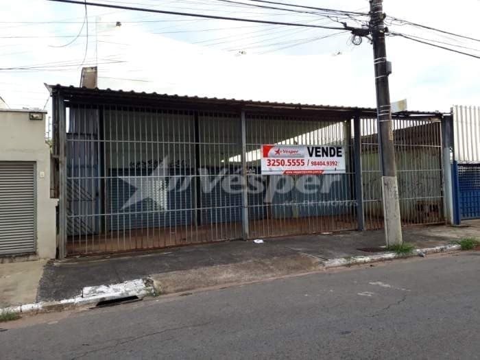 Garagem à venda no bairro Setor Aeroporto em Goiânia/GO