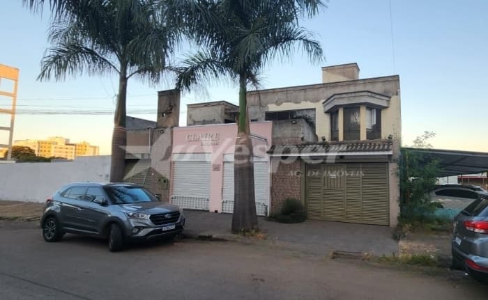 Garagem à venda no bairro Vila São Tomaz em Aparecida de Goiânia/GO