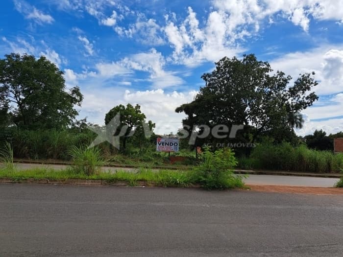 Terreno à venda no bairro Jardim Veneza em Aparecida de Goiânia/GO
