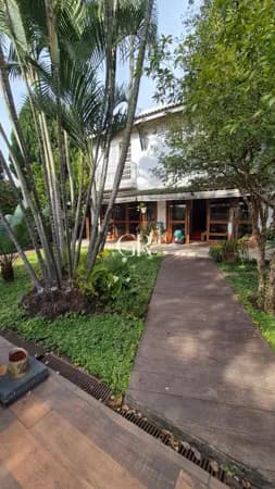Casa em Santana de Parnaíba - Alphaville
