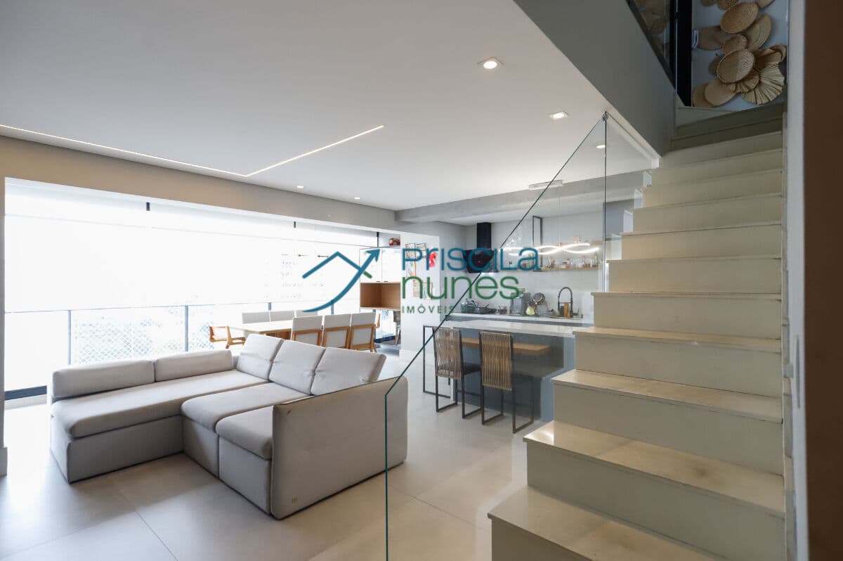 Cobertura Sumaré com 3 quartos, sendo 1 suíte, 241m²