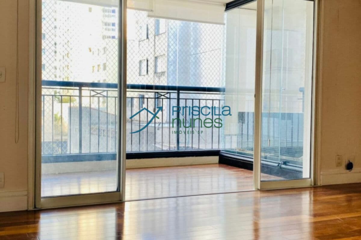 Apartamento Perdizes com 4 quartos, sendo 2 suítes, 157m²