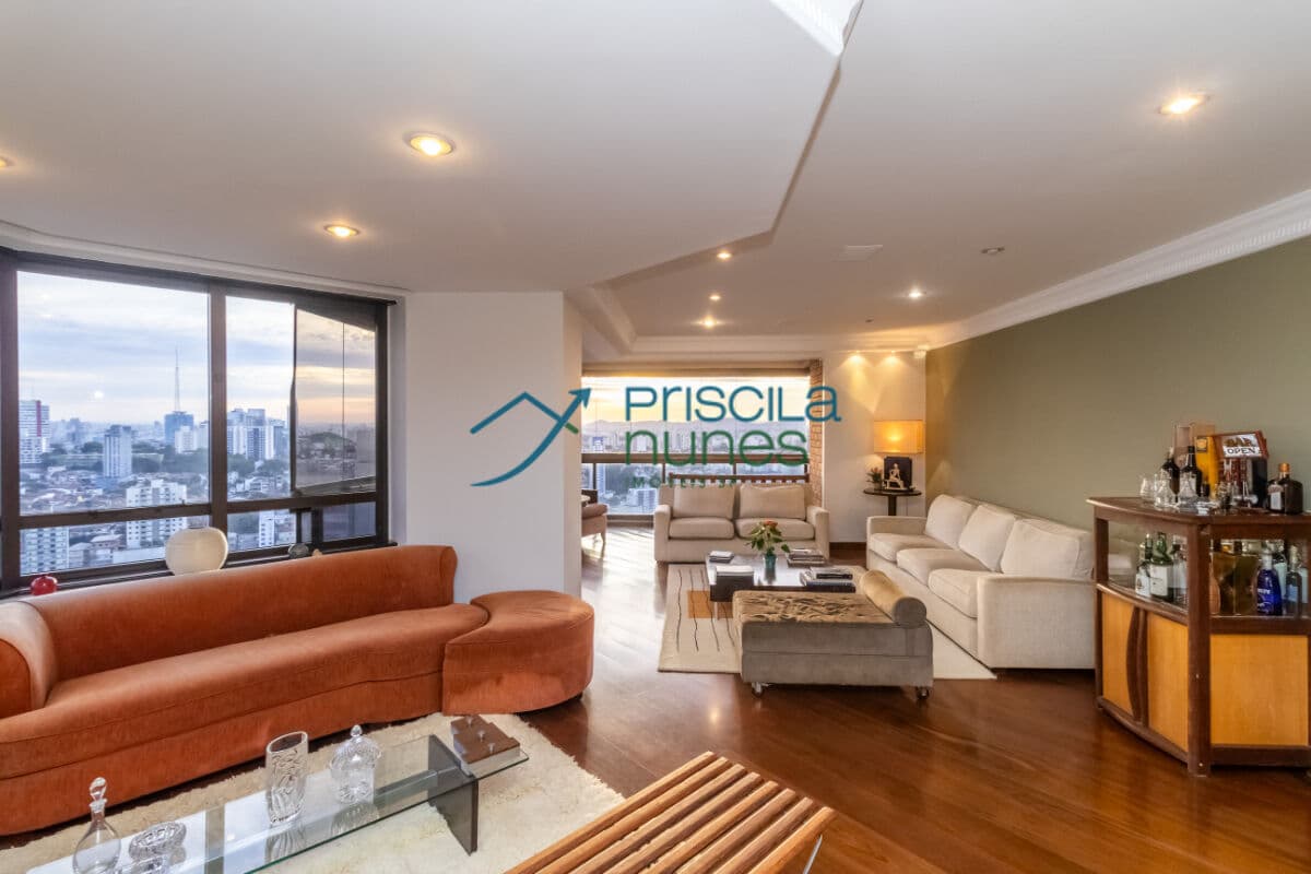 Apartamento Sumaré com 4 quartos, sendo 4 suítes, 202m²