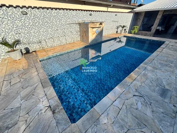 Casa alto padrão à venda em Agenor de Campos – Mongaguá/SP
