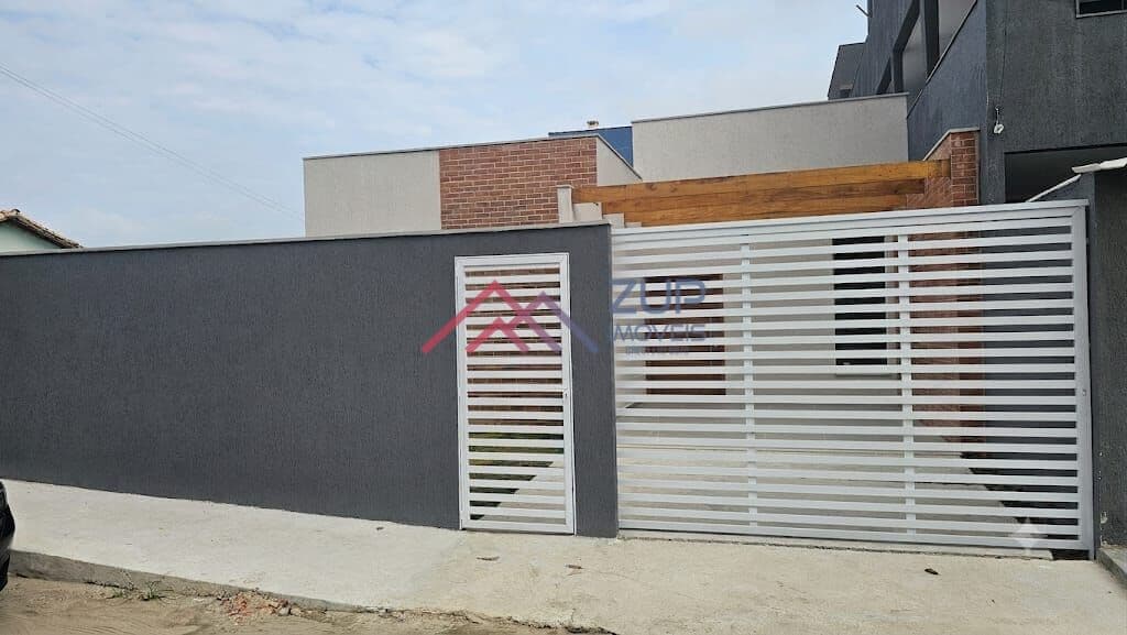Casa com 102m² à venda no Condomínio Cruzeiro, Bairro Campo Redondo, São Pedro da Aldeia-RJ