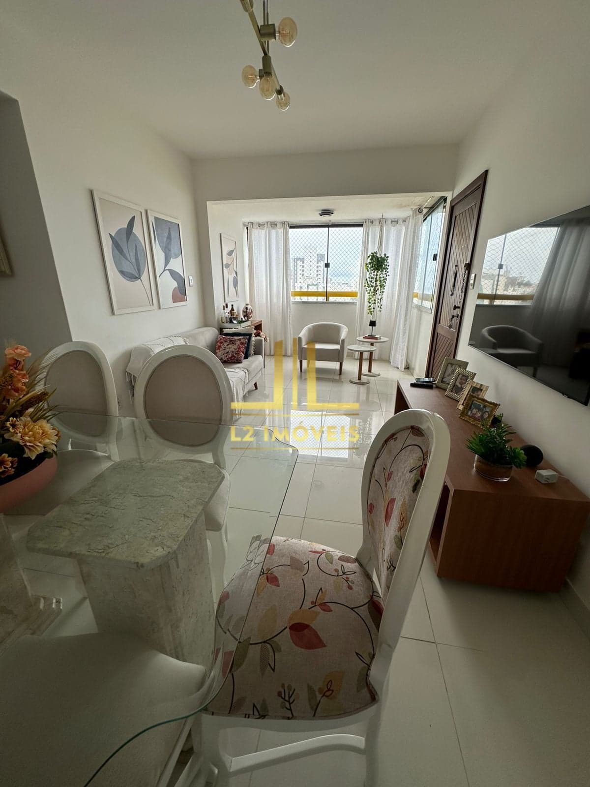 APARTAMENTO - 3/4 SENDO 1 SUÍTE - 93M² - NASCENTE - 02 VAGAS - PITUBA
