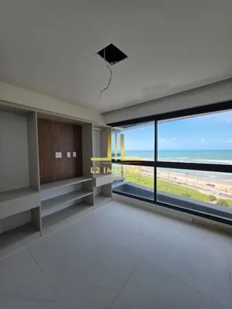APARTAMENTO - 2/4 SENDO 1 SUÍTE - 74M² - FRENTE MAR - 02 VAGAS - BEACH CLASS - JAGUARIBE