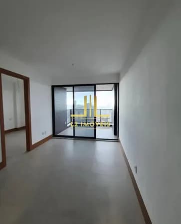 APARTAMENTO - 1/4 E SALA - 40M² - VISTA MAR - NASCENTE - 01 VAGA - GRAÇA