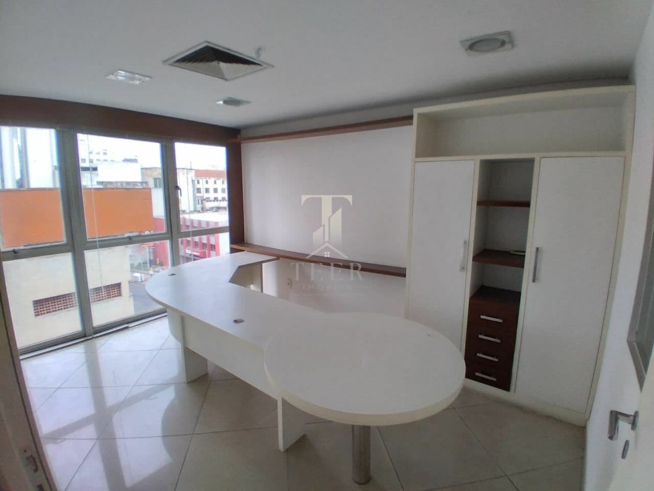 Sala Comercial à venda em Porto Alegre/RS