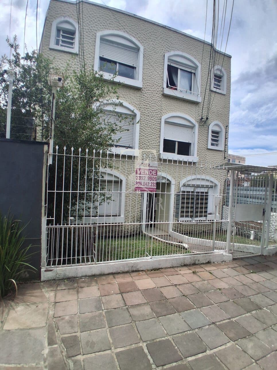 Apartamento Duplex 3 dormitórios 2 banheiros