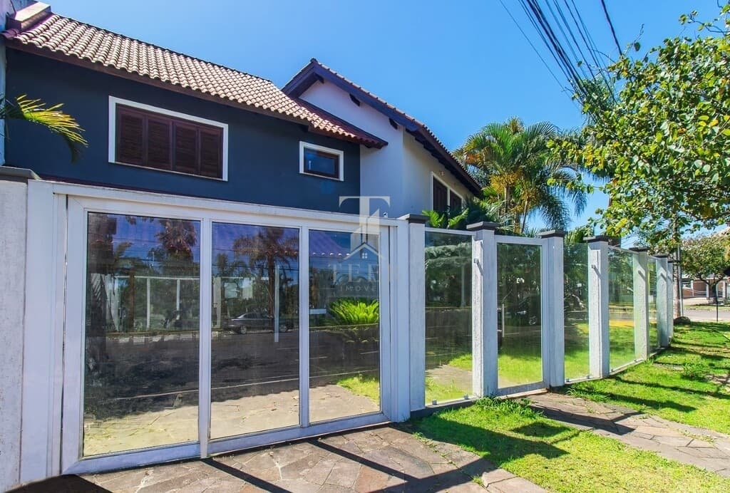 Casa de Condomínio em Porto Alegre - Sarandi