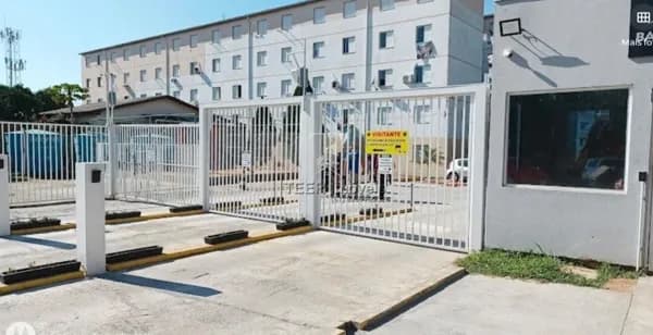 Apartamento Padrão 2 dormitórios com estacionamento
