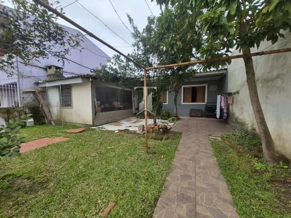 Casa em Porto Alegre - Sarandi