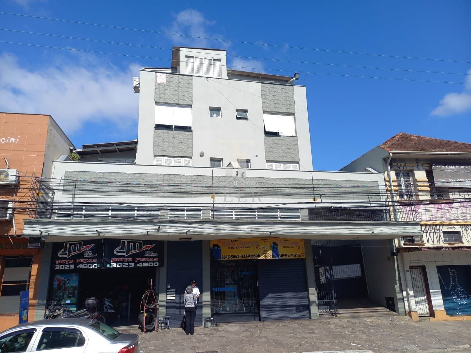 Apartamento Cobertura 2 dormitórios 2 banheiros e garagem