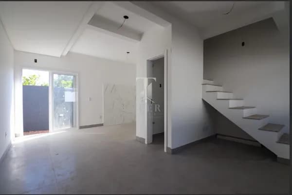 Casa em Condomínio 2 dormitórios 2 banheiros e garagem