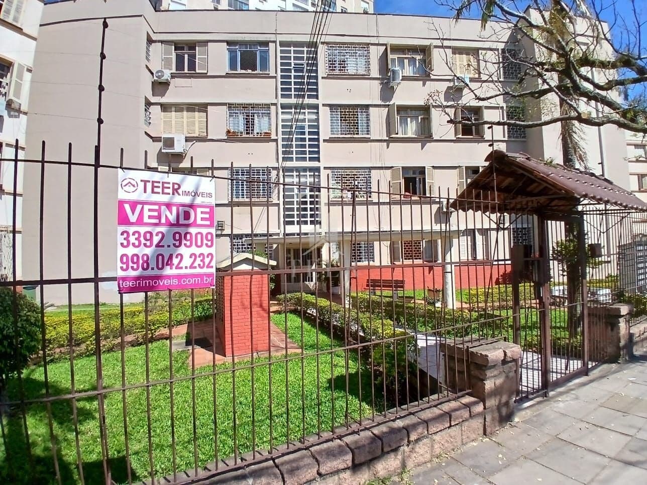 Apartamento em Porto Alegre - Partenon