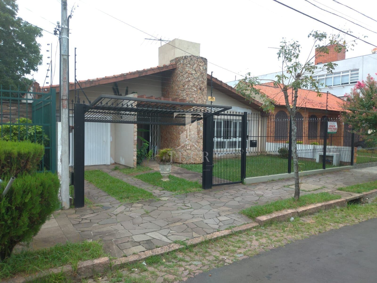 Casa Térrea Padrão 3 dormitórios suíte