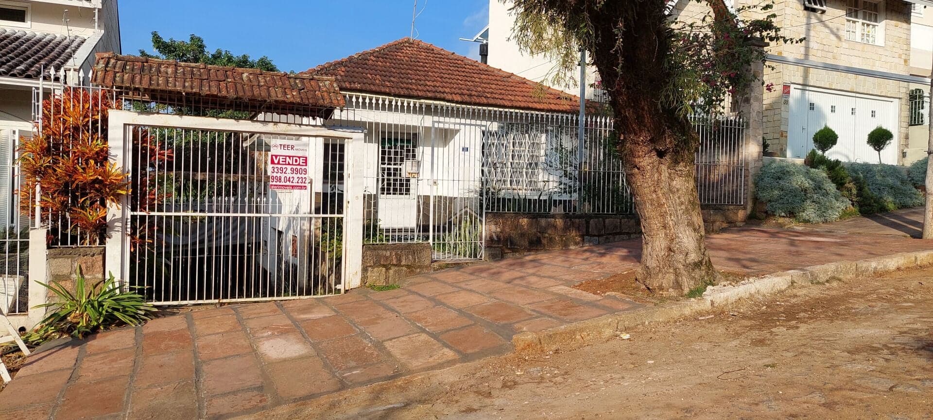 Lote/Terreno em Porto Alegre - Vila Ipiranga