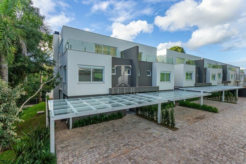 Casa de Condomínio em Porto Alegre - Pedra Redonda