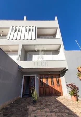 Sobrado em Porto Alegre - Jardim Itu