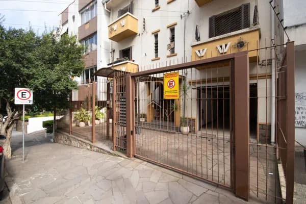 Apartamento Padrão 2 dormitórios suíte e garagem individual