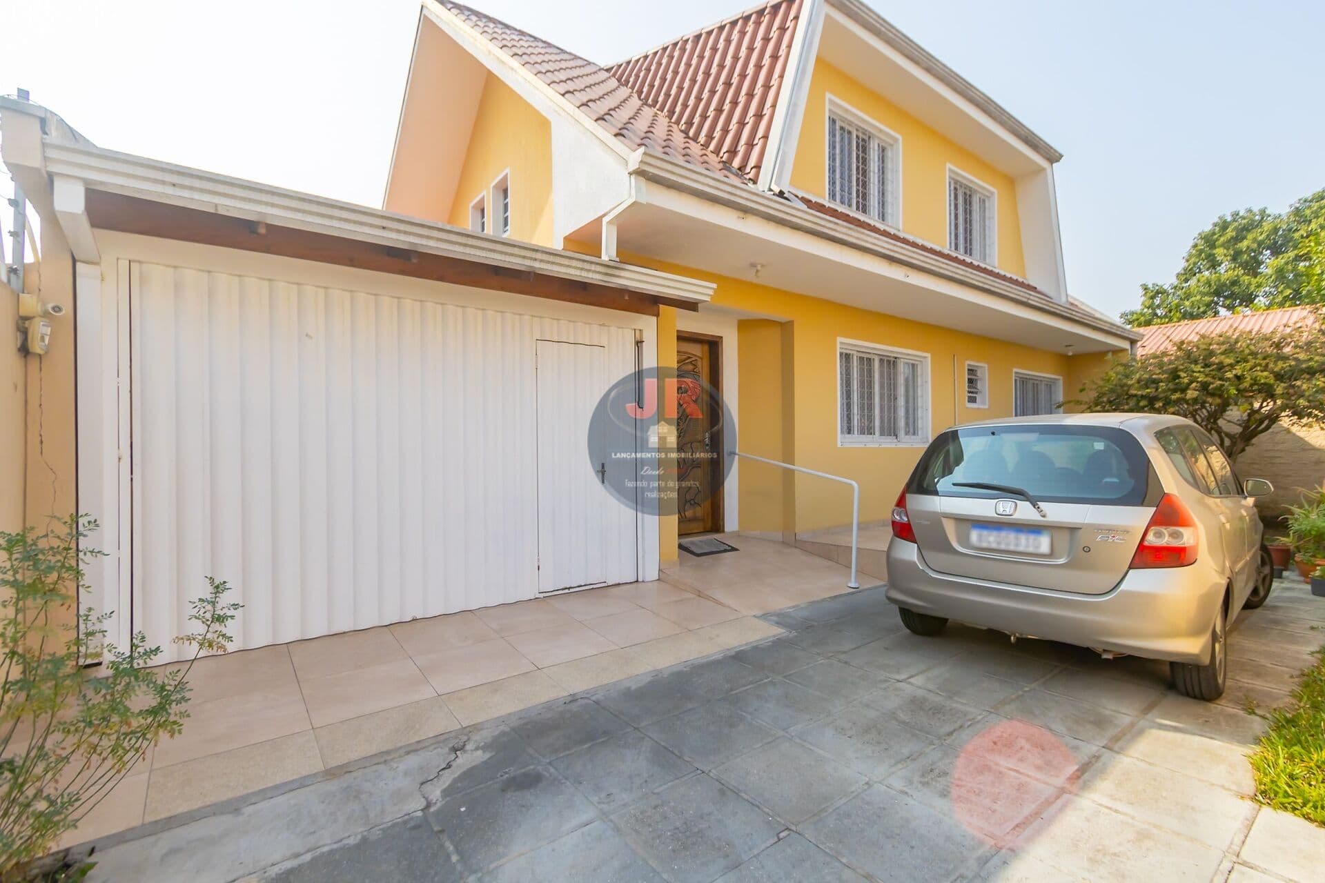 Casa Duplex+ Ecidula com 183m² a venda no bairro cajuru em curitiba