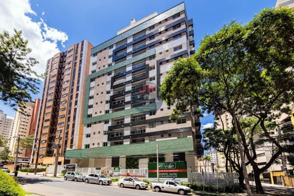 Apartamento Alto Padrão Duplex Próximo ao Jardim Botânico, 3 quartos sendo uma suíte, com 2 vagas de garagem
