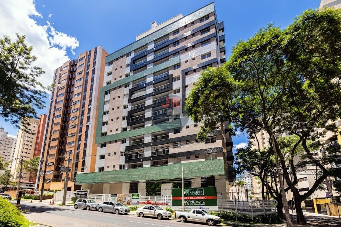 Apartamento Alto Padrão Duplex Próximo ao Jardim Botânico, 3 quartos sendo uma suíte, com 2 vagas de garagem