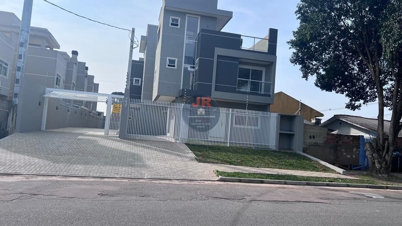Sobrado em Curitiba - Bairro Alto