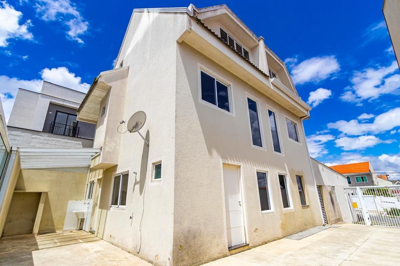 SOBRADO A VENDA Rua Diniz Joaquim Geremias 214, Bairro Uberaba