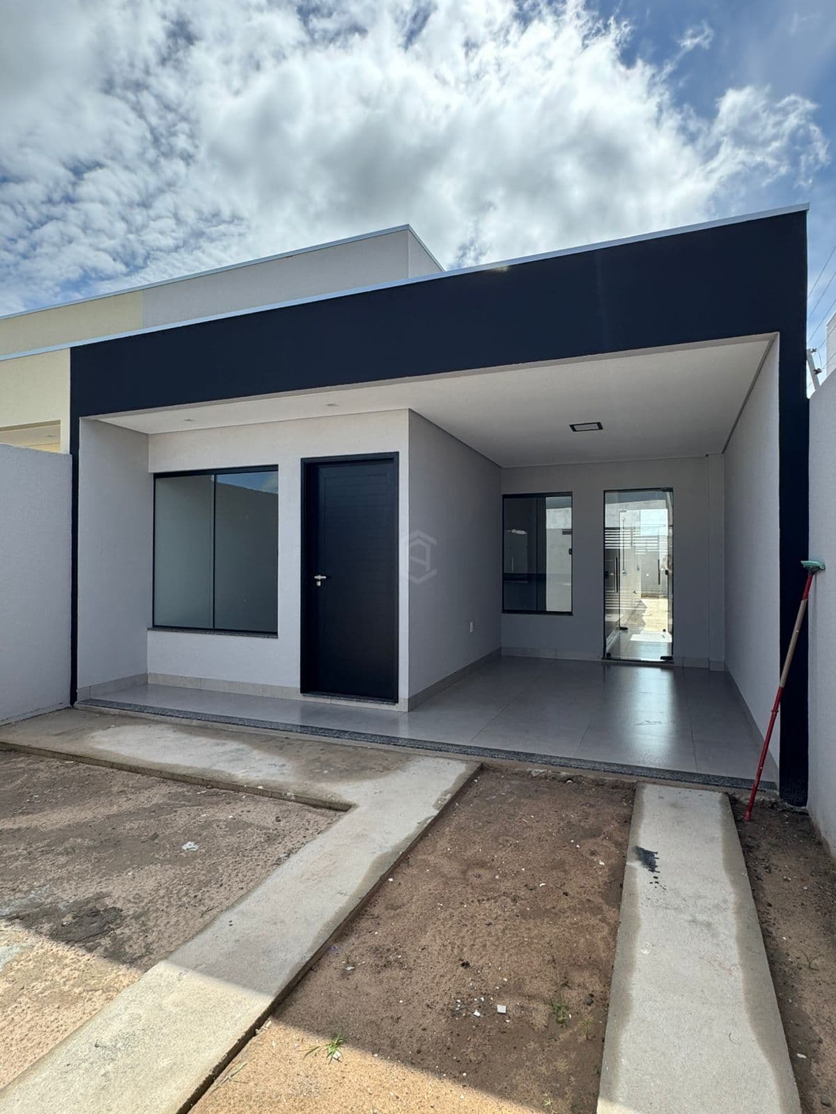 Casa em Luís Eduardo Magalhães - Campos Elíseos