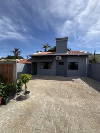 Casa em Luís Eduardo Magalhães - Jardim Paraíso