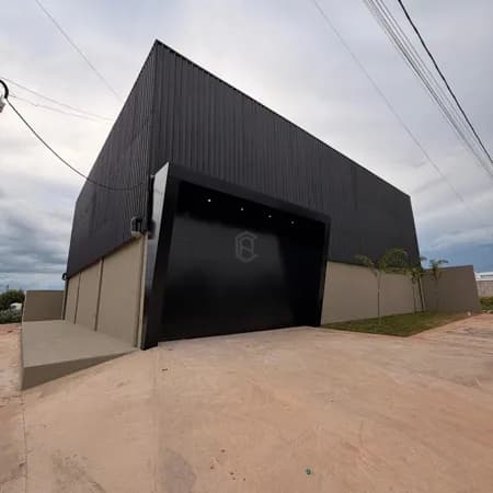 Galpão/Depósito/Armazém em Luís Eduardo Magalhães - Santa Cruz
