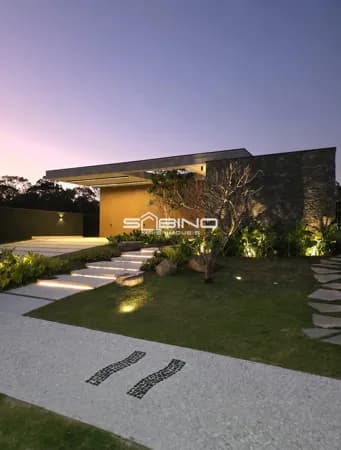 Imobiliária na Riviera, Mansão Térrea à Venda em Riviera, Localizada no módulo 15, com 5 suítes e 542m² de área útil, 6 vagas