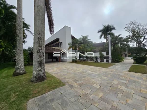Imobiliária na Riviera de São Lourenço, Casa à venda no Módulo 18, com 5 Suítes, com 300m² de área útil, 6 vagas