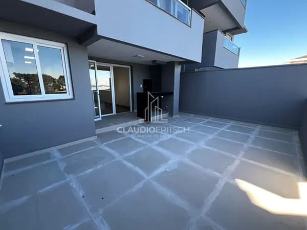 Apartamento com terraço