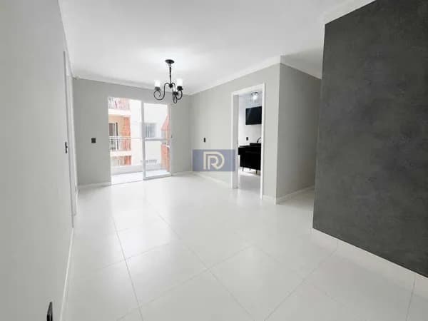 Apartamento em Serraria, São José/SC