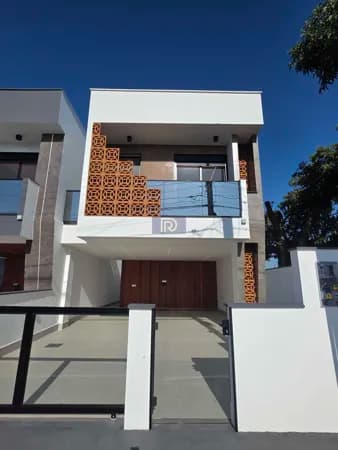 Sobrado Alto Padrão em Ipiranga, São José/SC