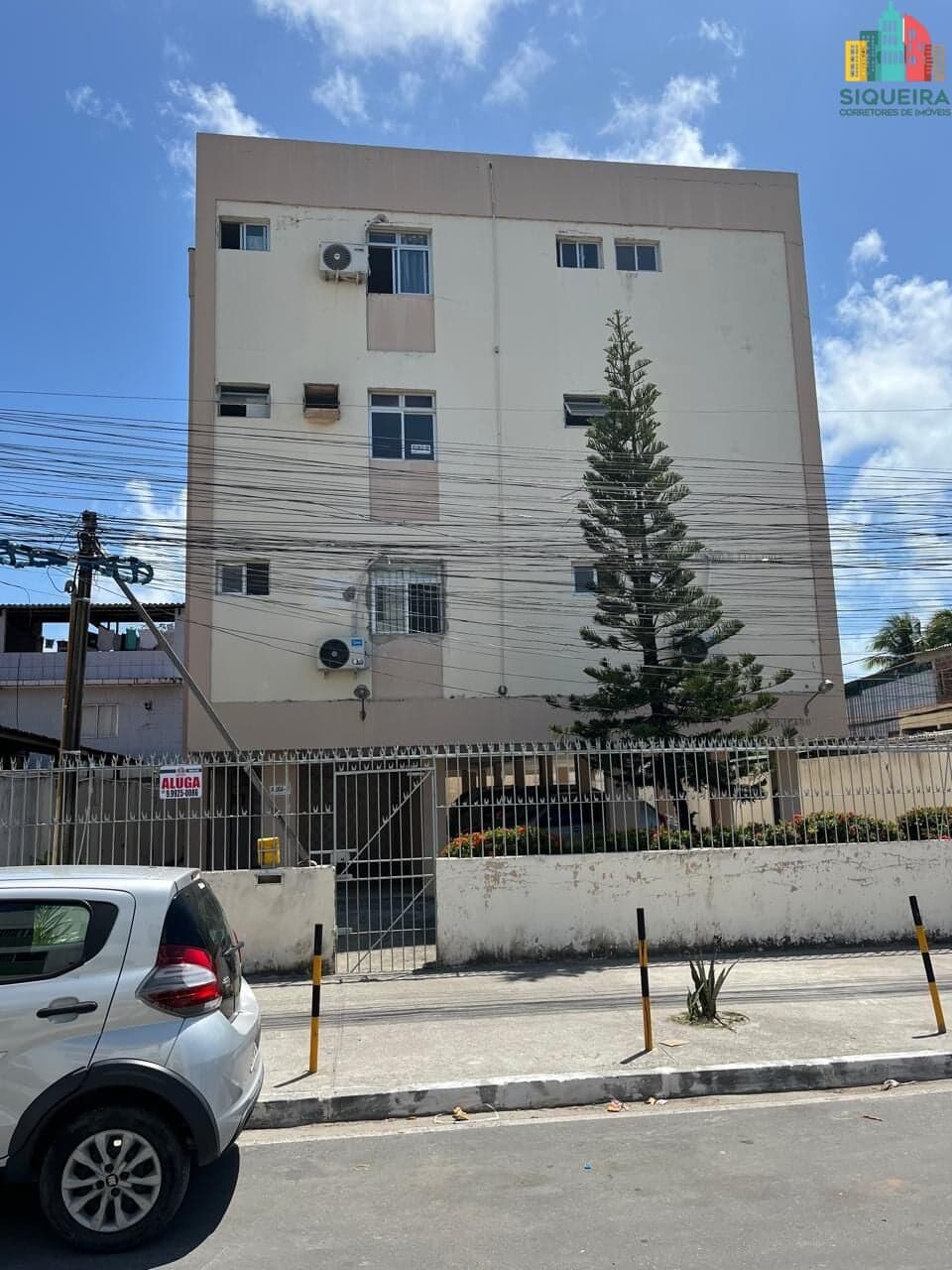 SIQUEIRA ALUGA: APARTAMENTO COM 03 QUARTOS + DEP EM PORTA LARGA