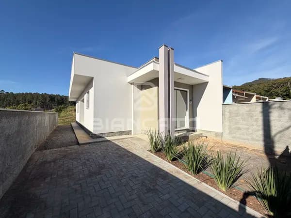 🏡 CASA NOVA COM 3 DORMITÓRIOS, SUÍTE E EXCELENTE ACABAMENTO!