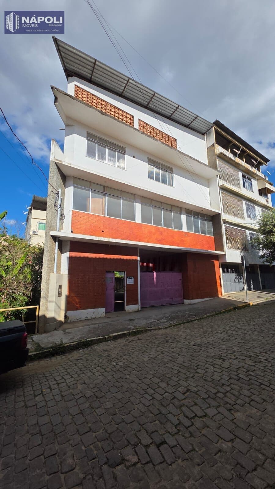 Prédio/Edifício Inteiro em Cataguases - Centro