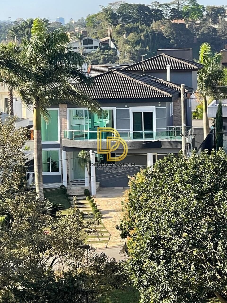 Casa em Condomínio para Locação - 5 suítes - 560m² - Condomínio Reserva Santa Maria