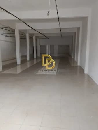 Salão/Galpão Comercial para Locação - 400m² - Pé direito 5m - Aldeia de Barueri