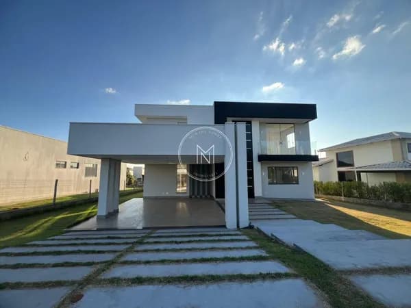 Casa de Alto Padrão à Venda no Condomínio Serra Verde – Igarapé/MG