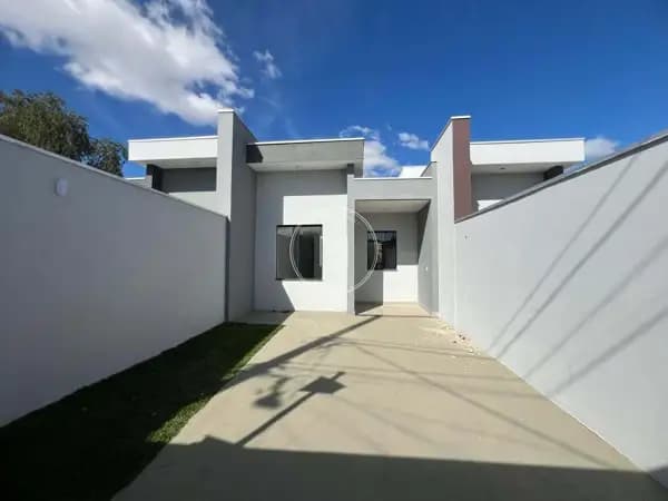 Casa com 2 dormitórios à venda no bairro Vale do Amanhecer