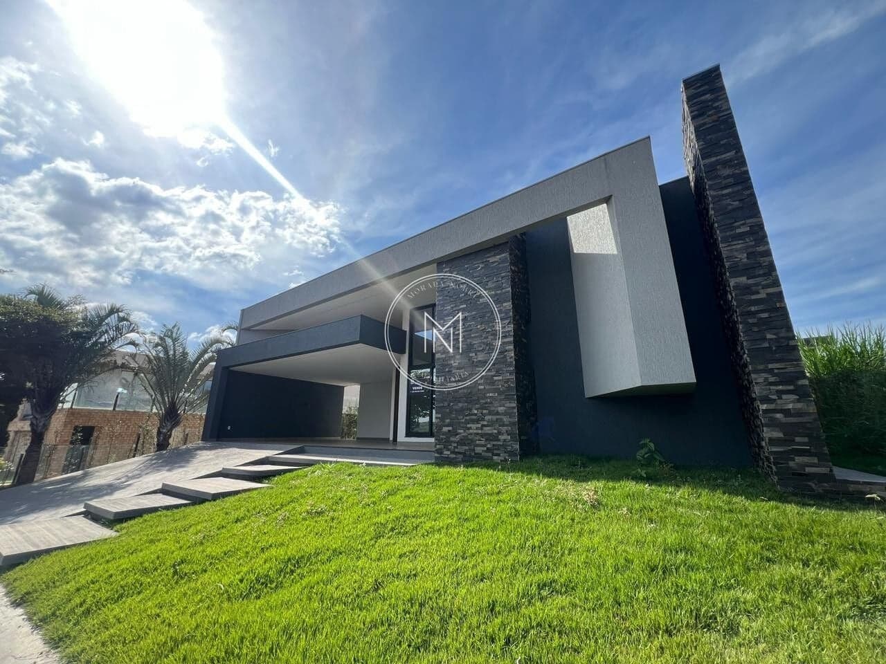 Casa à venda em Igarapé MG - Condomínio Gran Royalle