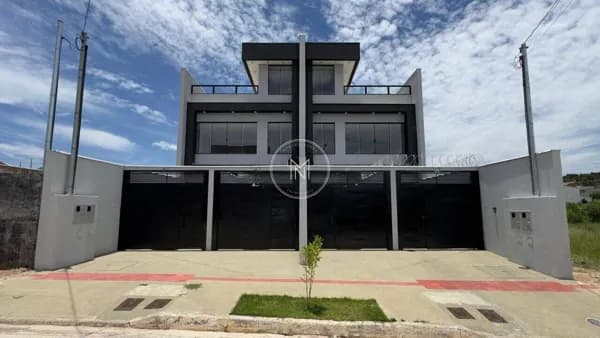 Casa à Venda no Centro – Betim/MG